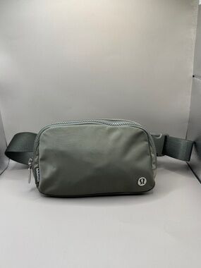 lululemon athletica Sage Green Belt Bag